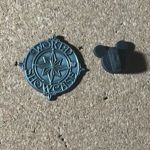 World showcase Disney pin
